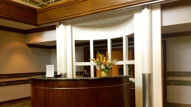 24 S Holmdel Rd, Holmdel, NJ à louer - Photo intérieure - Image 3 de 7