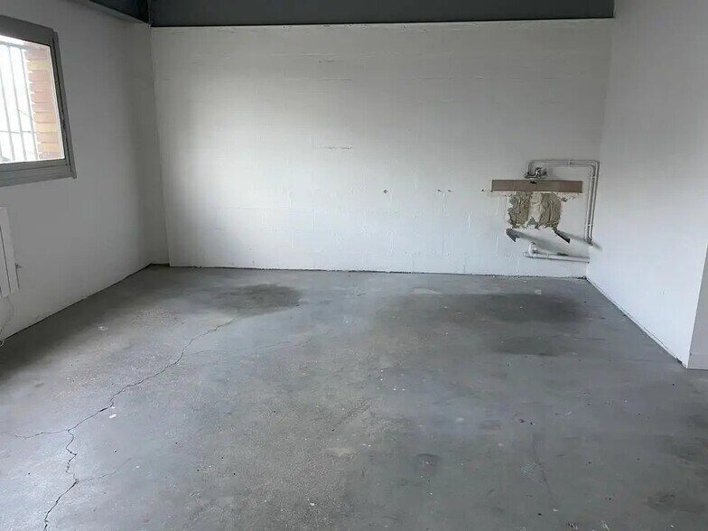 Bureau dans Lisses à louer - Photo intérieure - Image 3 de 6