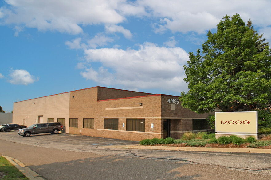 47495 Clipper St, Plymouth, MI for lease - Building Photo - Image 1 of 1