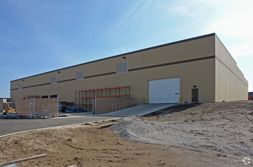 131 Enterprise Dr, Edwardsville, IL à vendre - Photo du bâtiment - Image 3 de 7