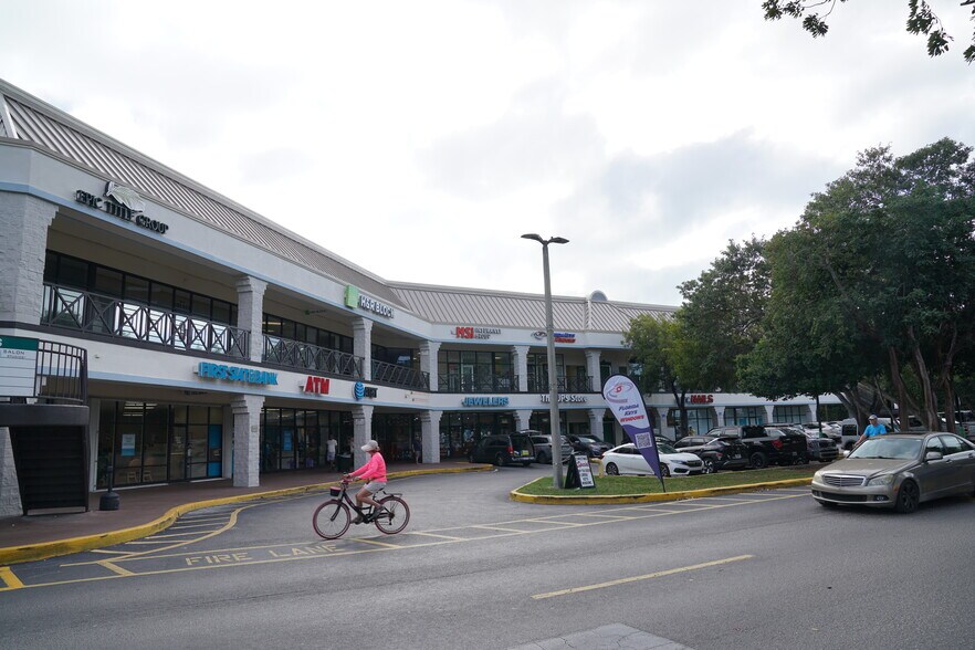 101437 Overseas Hwy, Key Largo, FL à louer - Photo du bâtiment - Image 2 de 4