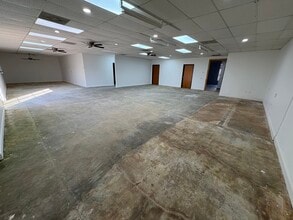 2636 Walnut Hill Ln, Dallas, TX for lease Interior Photo- Image 2 of 6