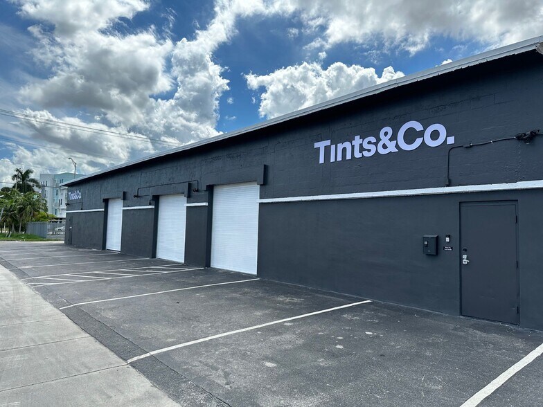 15-21 NW 9th Ave, Fort Lauderdale, FL à vendre - Photo du bâtiment - Image 2 de 10