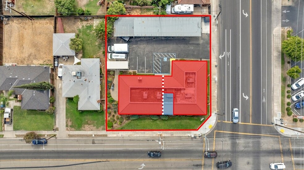 445 W Dakota Ave, Fresno, CA for lease - Building Photo - Image 2 of 18