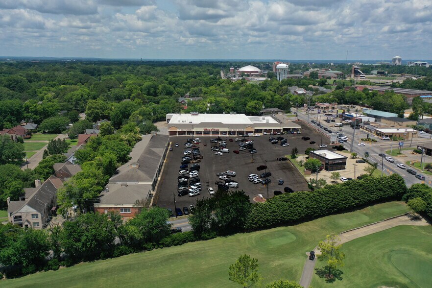 1740 Carter Hill Rd, Montgomery, AL à louer - Photo du bâtiment - Image 3 de 6