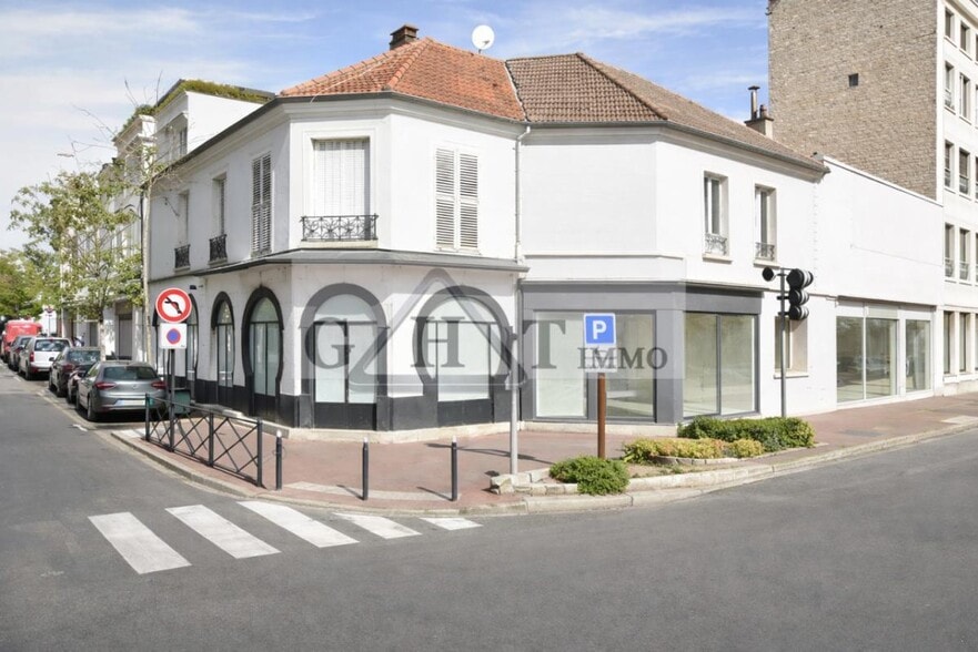Retail in Saint-Maur-des-Fossés for lease - Building Photo - Image 1 of 11