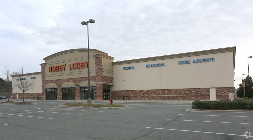 3187 Watermill Dr, Burlington, NC à louer - Photo du bâtiment - Image 3 de 24