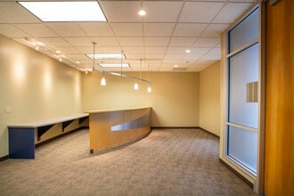 10200 Innovation Dr, Milwaukee, WI for lease Interior Photo- Image 2 of 6