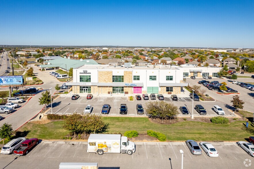 1750 E Common St, New Braunfels, TX à louer - Photo du bâtiment - Image 3 de 4