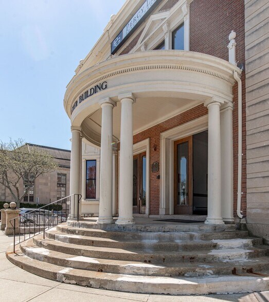 4 Court St, Taunton, MA à louer - Photo du bâtiment - Image 3 de 27