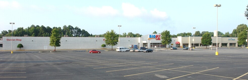 2209-2235 W DeKalb St, Camden, SC à louer - Photo du bâtiment - Image 3 de 5