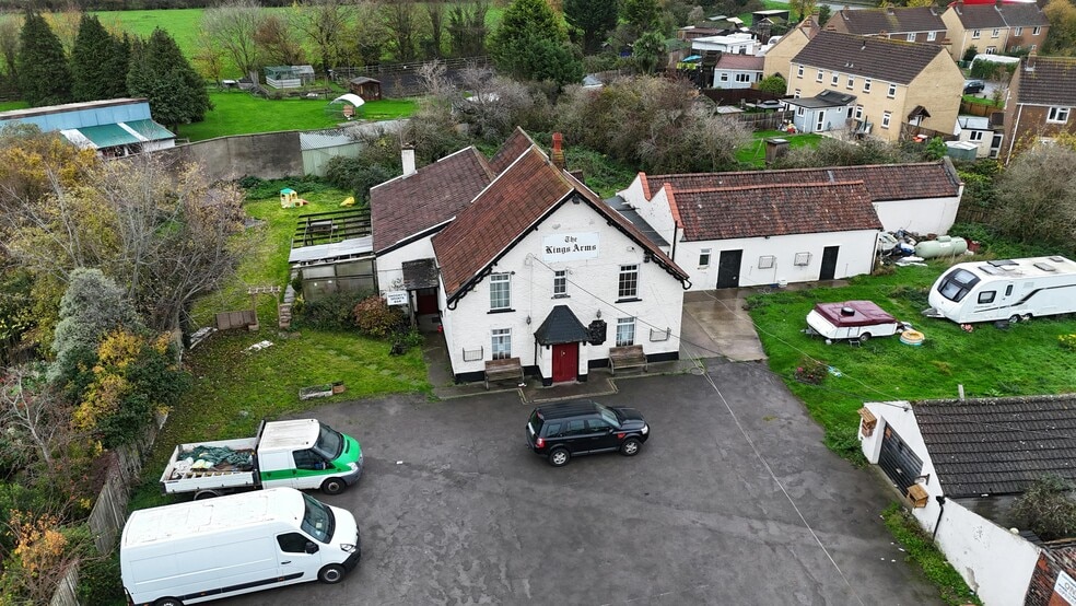 56 Redwick Rd, Bristol for sale - Building Photo - Image 1 of 10