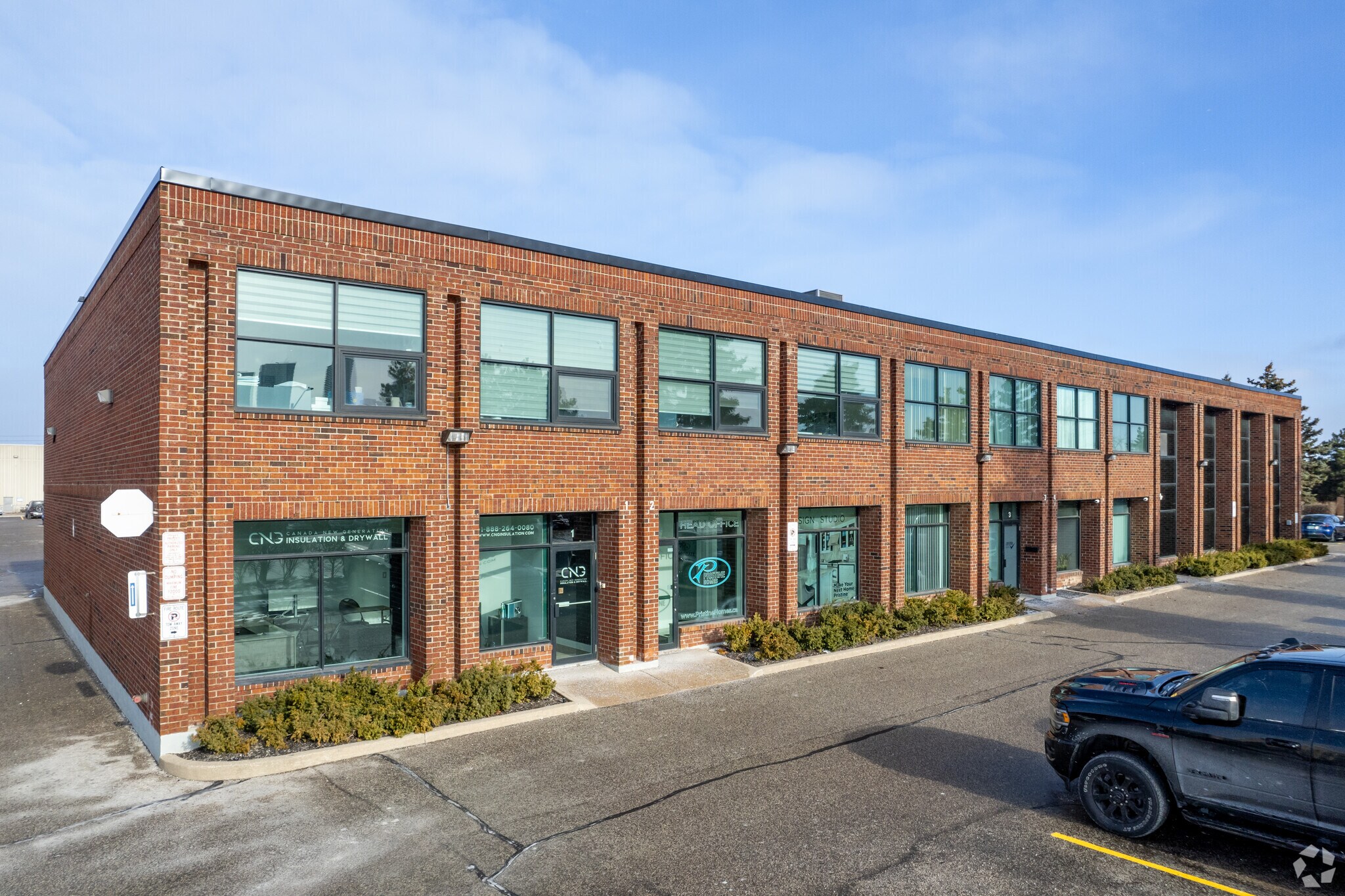 242 Applewood Cres, Vaughan, ON for sale Primary Photo- Image 1 of 1