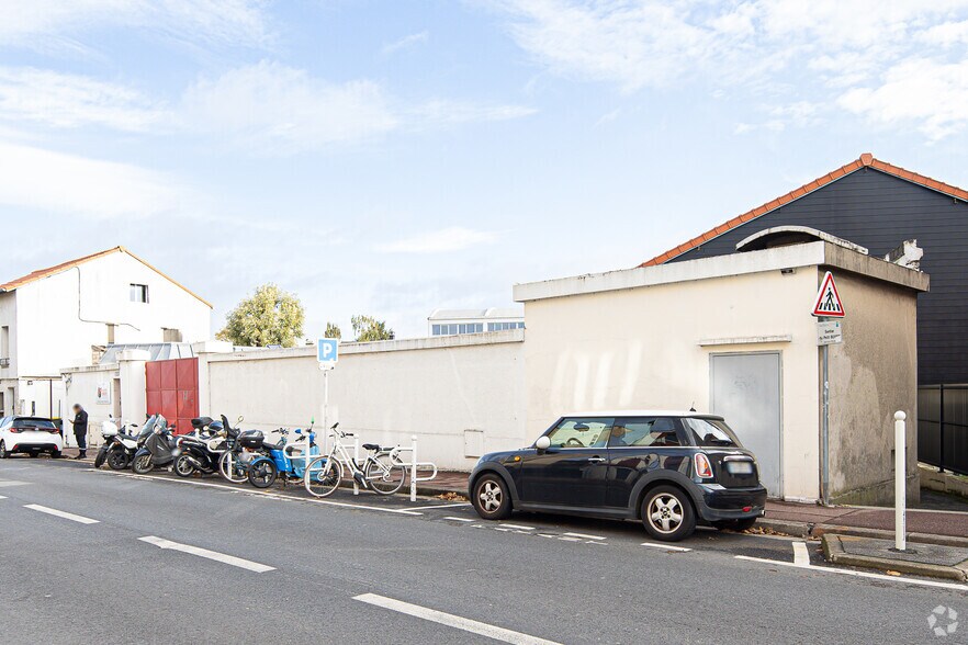 35-37 Rue Gabriel Péri, Issy-les-Moulineaux for lease - Building Photo - Image 2 of 2