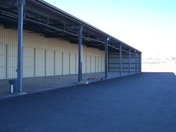 2829 Losee Rd, North Las Vegas, NV à vendre - Photo du bâtiment - Image 2 de 4