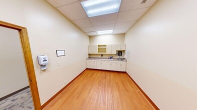 5800-6022 W Jefferson Blvd, Fort Wayne, IN à louer Photo intérieure- Image 2 de 14