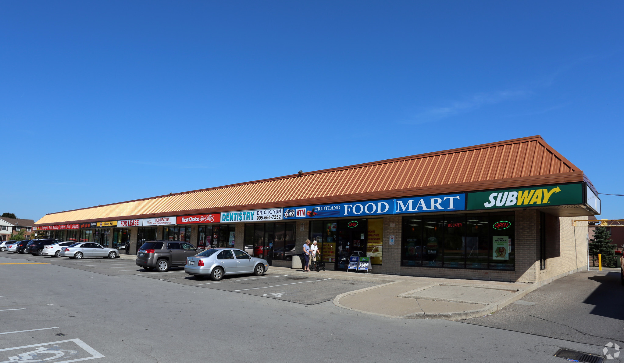 483 Highway 8, Hamilton, ON for sale Primary Photo- Image 1 of 1