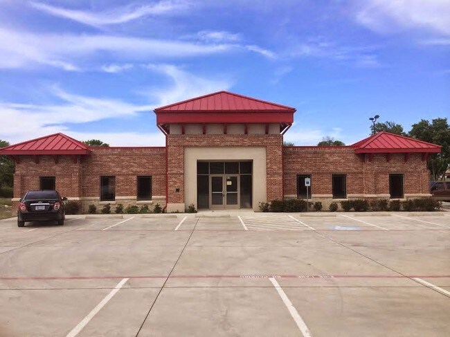 More details for 418 Village Dr, Murphy, TX - Office for Sale