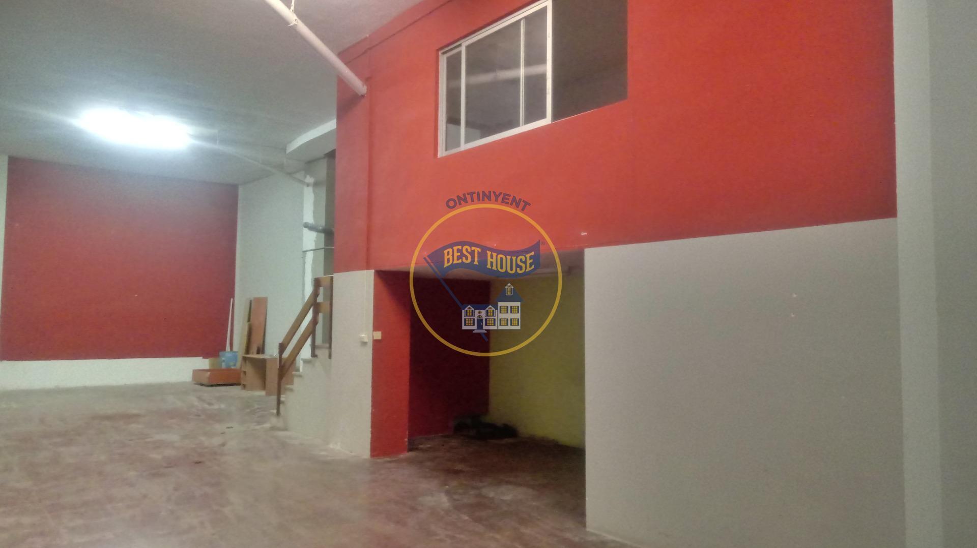 Retail in Ontinyent, Valencia for sale Interior Photo- Image 1 of 8