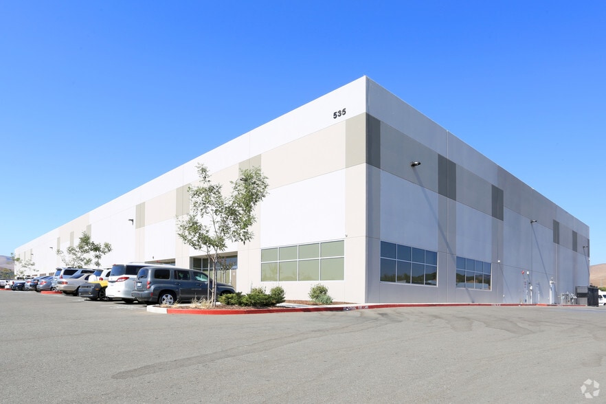 535 Watt Dr, Fairfield, CA for lease - Building Photo - Image 1 of 13