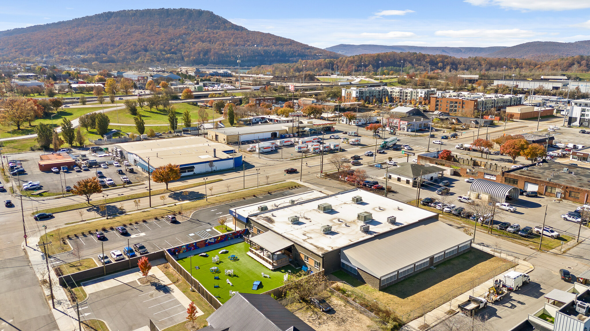 255 W 20th St, Chattanooga, TN for lease Building Photo- Image 1 of 58