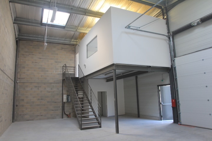 Flex in La Penne-sur-Huveaune for lease - Building Photo - Image 2 of 6