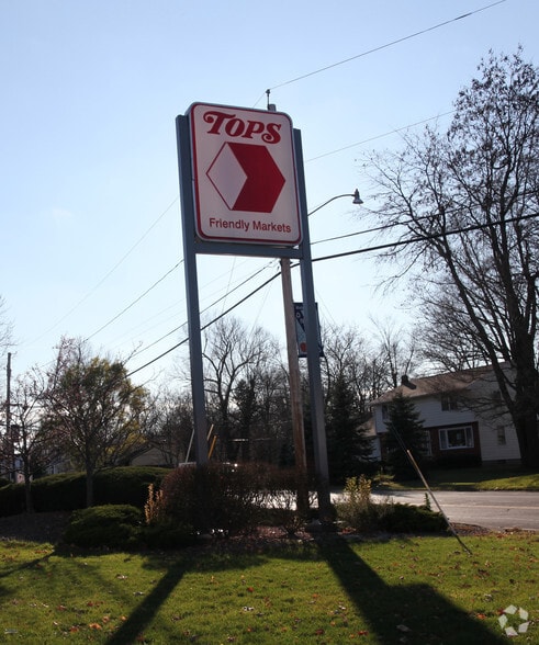 6254-6272 Furnace Rd, Ontario, NY à louer - Photo du bâtiment - Image 2 de 6