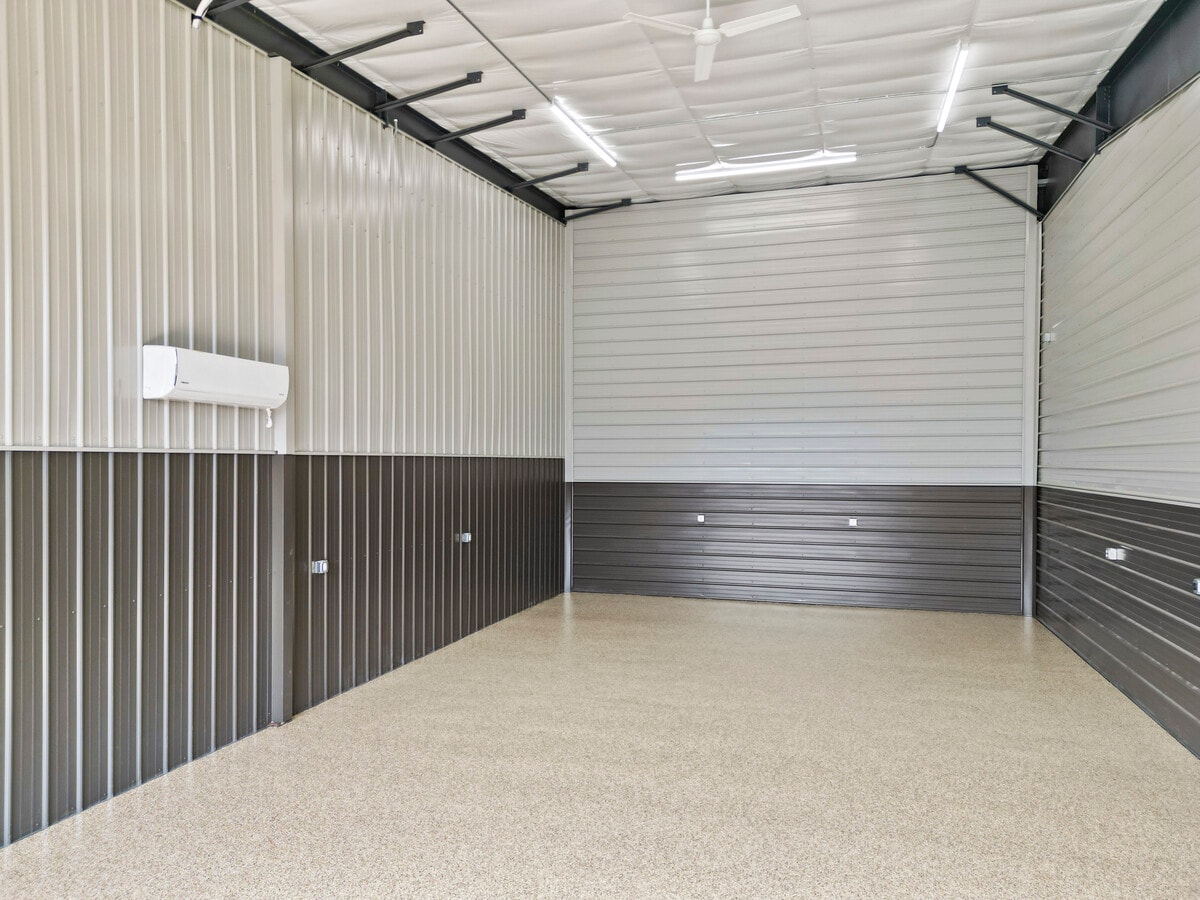 4081 WA-970, Cle Elum, WA 98922 - Unité D10 -  - Photo intérieure - Image 1 of 6