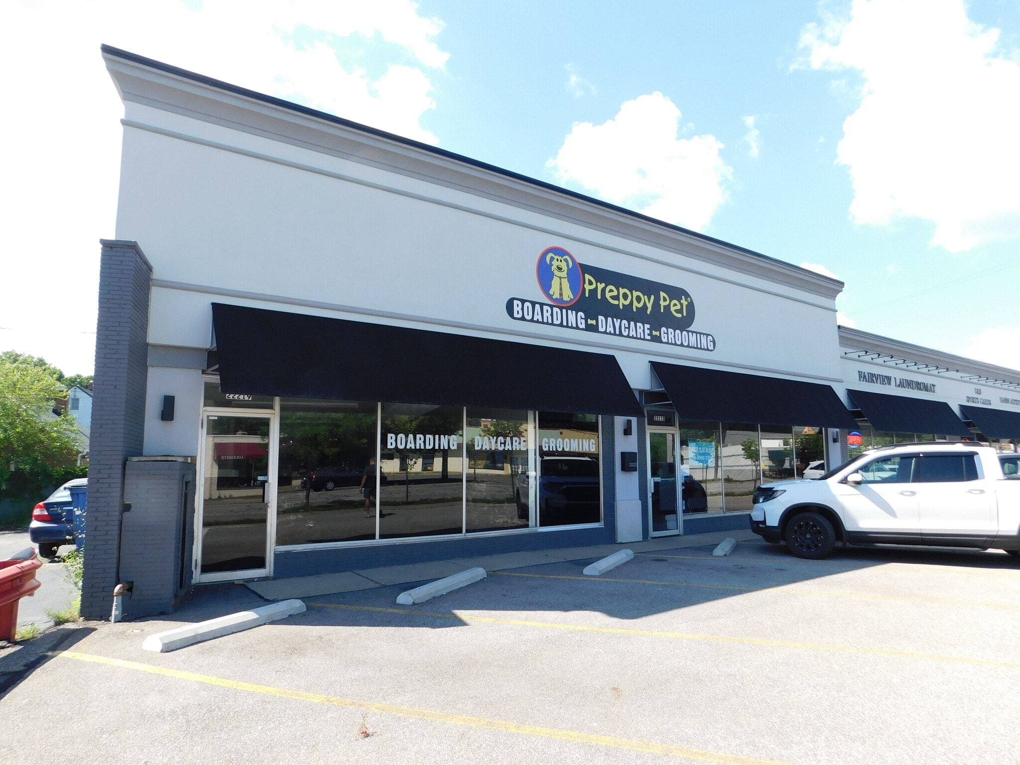 22241-22255 Lorain Rd, Fairview Park, OH for lease Building Photo- Image 1 of 24