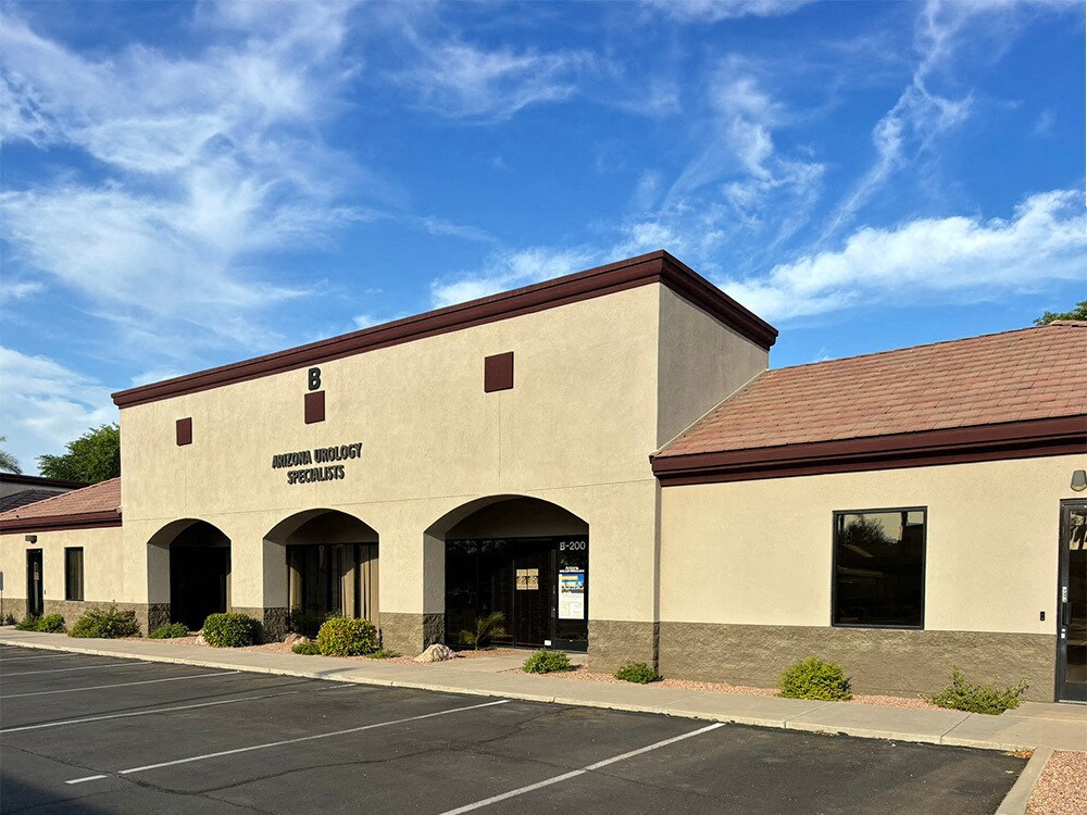 5750 W Thunderbird Rd, Glendale, AZ for lease Primary Photo- Image 1 of 6