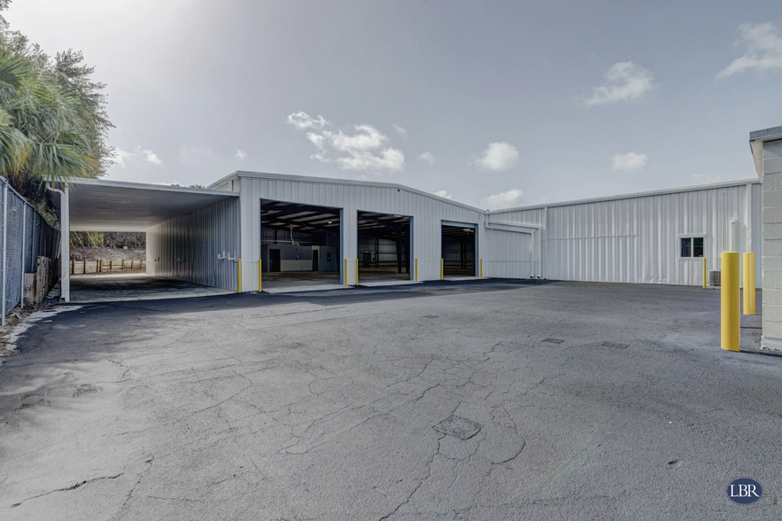 420 Shearer Blvd, Cocoa, FL à louer - Photo du bâtiment - Image 2 de 13