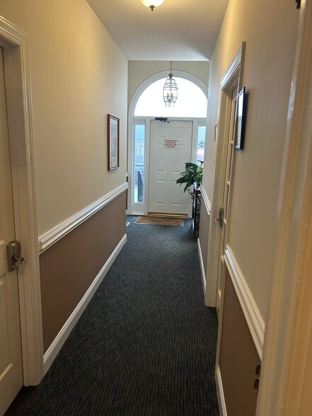 501 W Butler Rd, Mauldin, SC for sale - Building Photo - Image 2 of 5