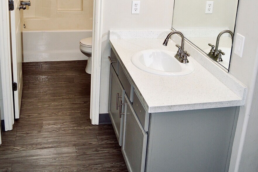 83 S 1000 E, St George, UT à vendre - Photo intérieure - Image 3 de 5