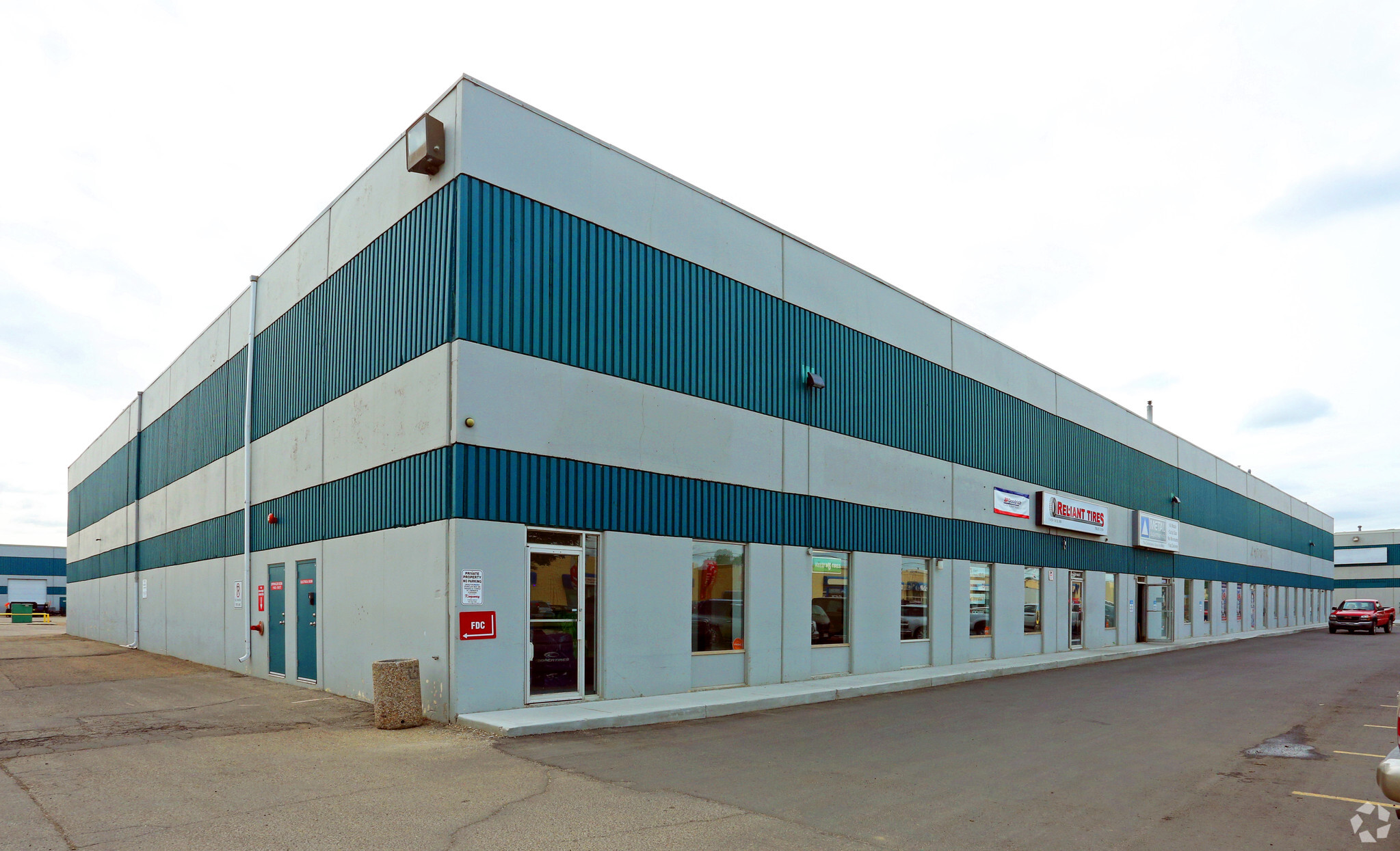 11435-11459 156 St NW, Edmonton, AB for lease Primary Photo- Image 1 of 16