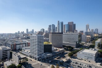 250 E 1st St, Los Angeles, CA - AERIAL  map view