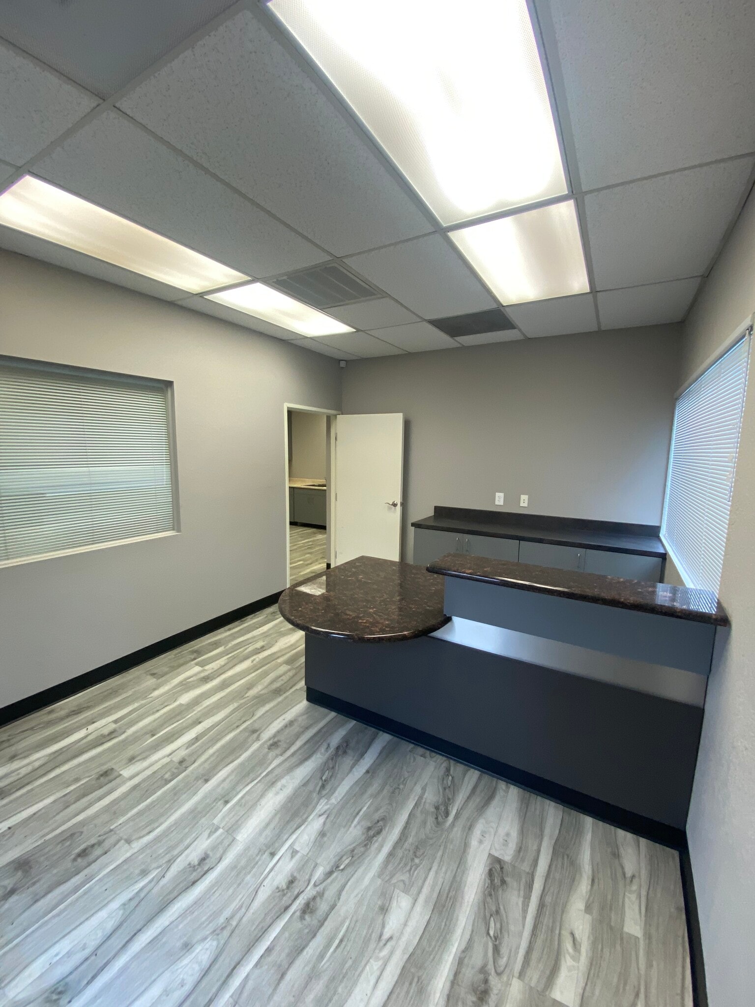 899 Embarcadero Dr, El Dorado Hills, CA à louer Photo intérieure- Image 1 de 6