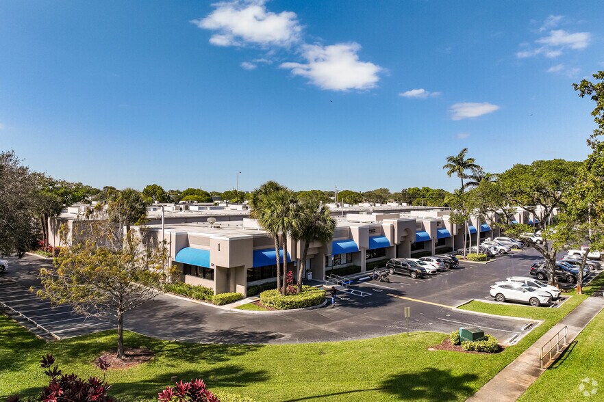 6555 Powerline Rd, Fort Lauderdale, FL à louer - Aérien - Image 2 de 18
