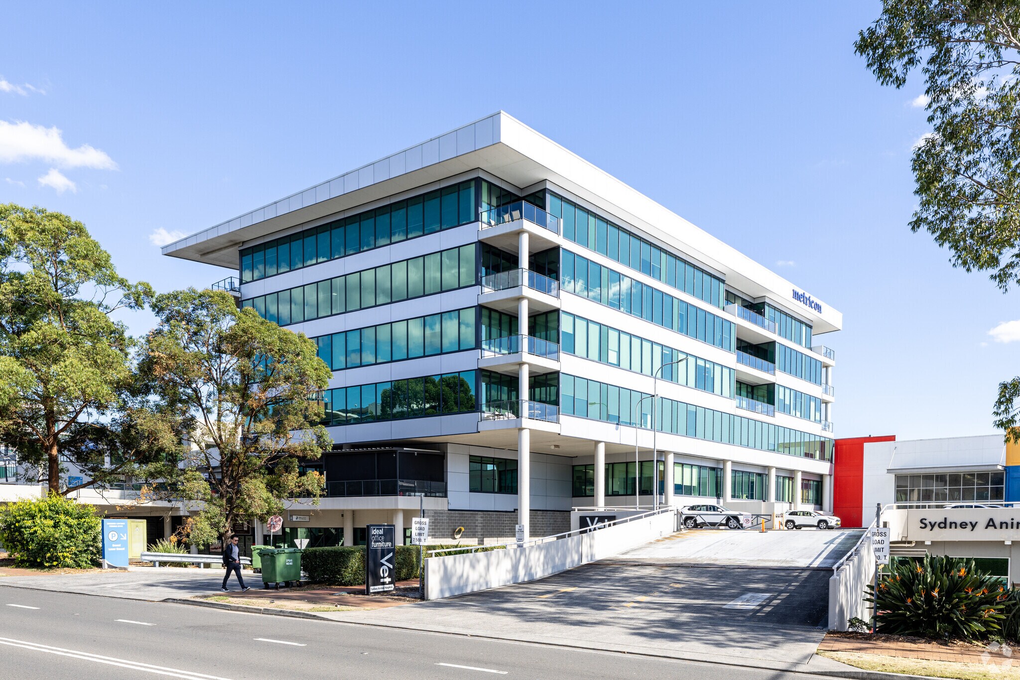 24-32 Lexington Dr, Bella Vista for lease Primary Photo- Image 1 of 7