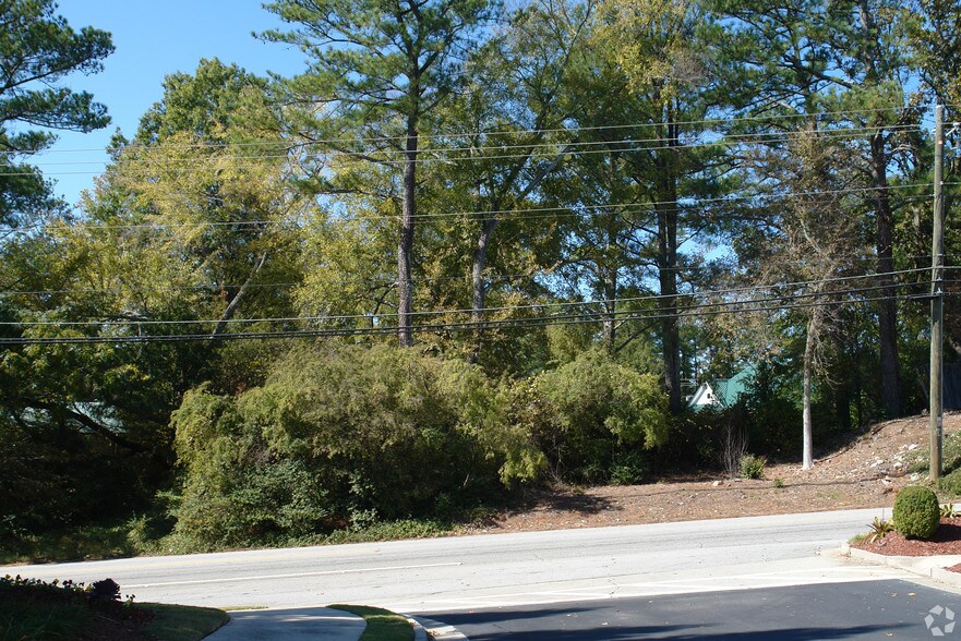 360 Brady Pl, Alpharetta, GA à vendre - Photo principale - Image 1 de 8