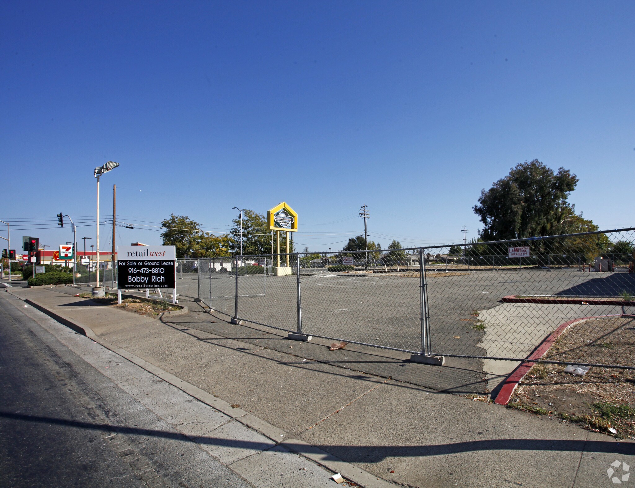 4840 Watt Ave, North Highlands, CA for lease Primary Photo- Image 1 of 6