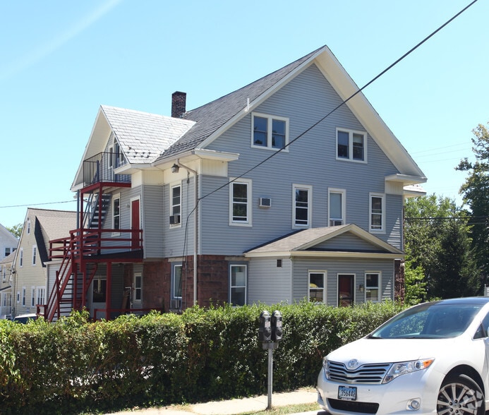 312 W Chesapeake Ave, Towson, MD à vendre - Photo du bâtiment - Image 2 de 2