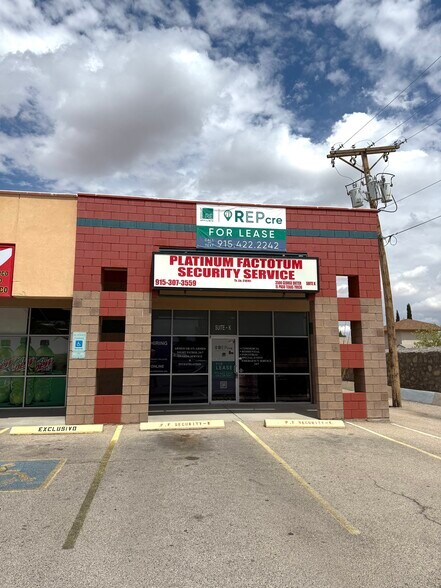 3500 George Dieter Dr, El Paso, TX à louer - Photo du bâtiment - Image 2 de 3