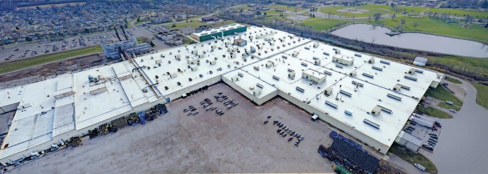 2000 Forrer Blvd, Kettering, OH à louer - Photo du bâtiment - Image 2 de 5
