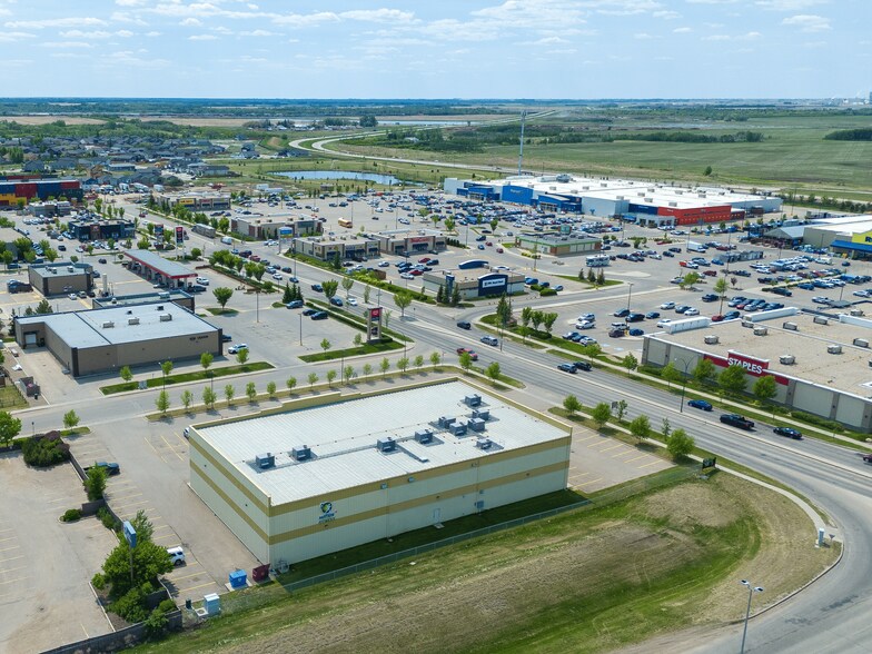 320 Shillington Cres, Saskatoon, SK à vendre - Photo du bâtiment - Image 3 de 6