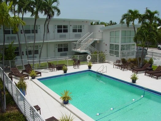 8000 NE Bayshore Ct, Miami, FL for sale - Building Photo - Image 2 of 14