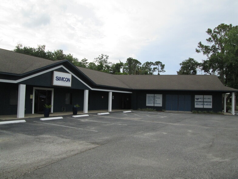 100 W Burleigh Blvd, Tavares, FL for lease - Building Photo - Image 2 of 11