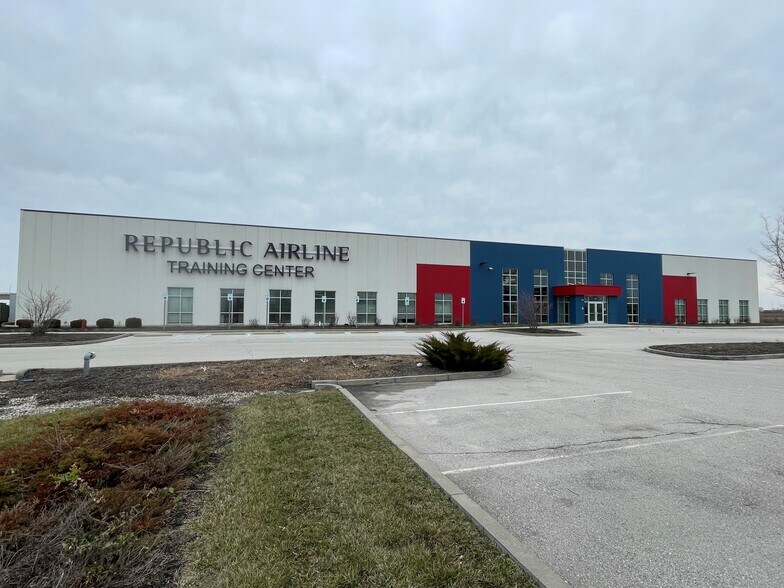 5151 Exploration Dr, Indianapolis, IN for lease - Building Photo - Image 1 of 7