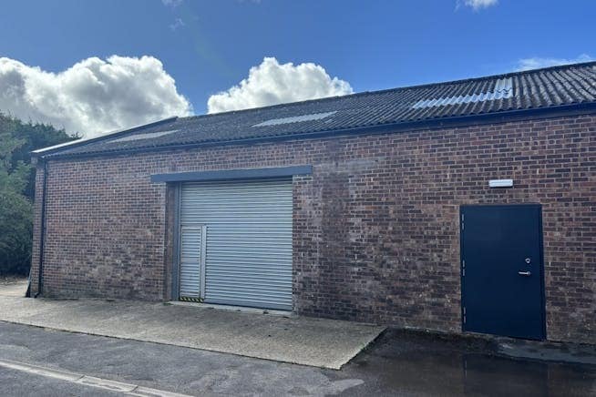 543 Wallisdown Rd, Poole à louer - Photo du bâtiment - Image 3 de 3