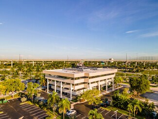 Plus de détails pour 290 NW 165th St, North Miami Beach, FL - Bureau à louer