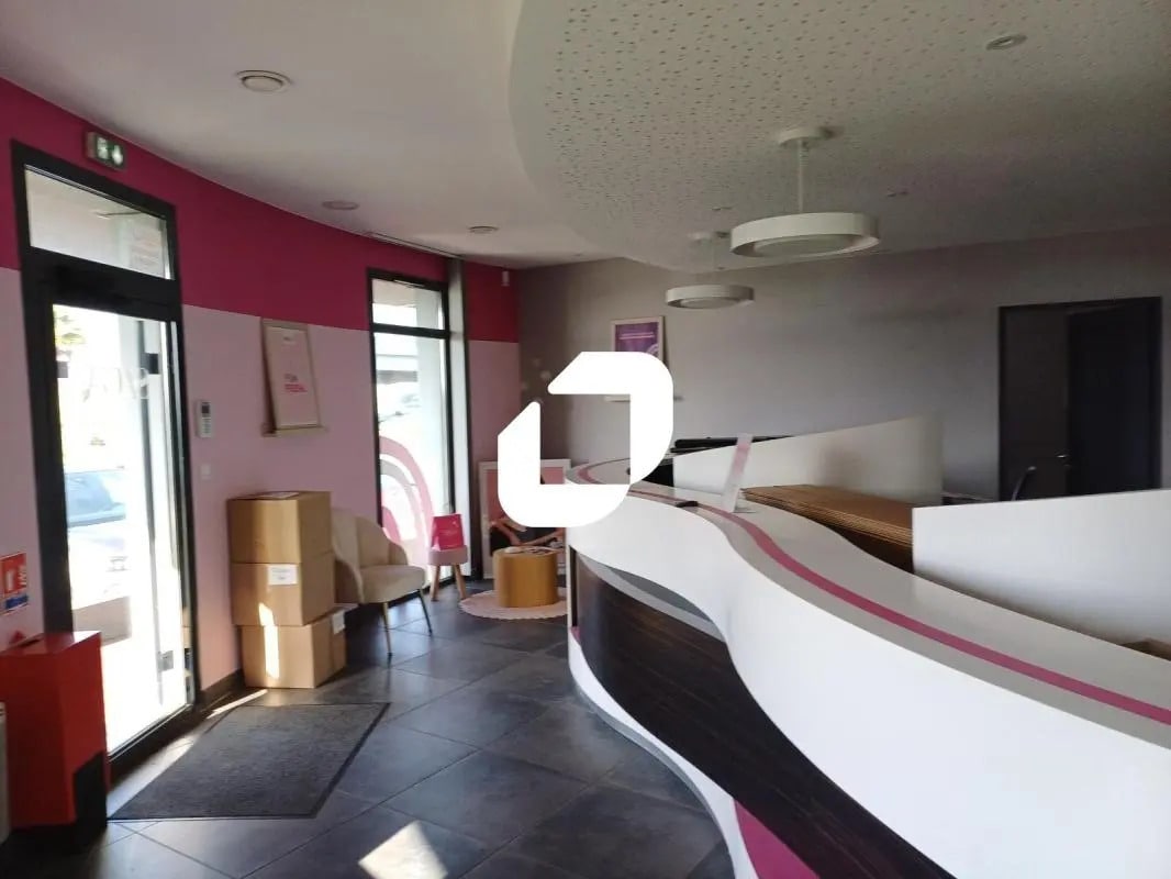 Bureau dans Haute-Goulaine à louer Photo intérieure- Image 1 de 9